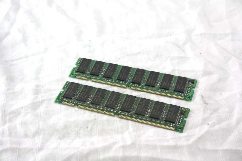 LOT OF 2 IBM 128MB Ram Stick PC133 133MHz CL3 DIMM 168-PIN 03R7890 - Image 3 of 3