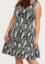 Torrid Snakeskin Print Sweater Knit Trapeze Dress Black 4X #65564
