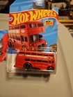 2023 HOT WHEELS TROUBLE DECKER 202/250 - HW METRO 7/10 - 1:64 DOUBLE DECKER BUS