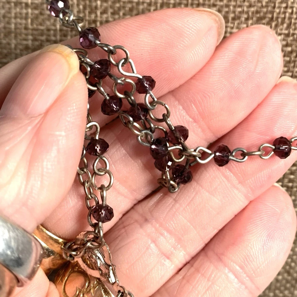 Rosario Vintage Vidrio Amatista Imitación Rosa Perla Virgen María y Triple Cruz Foto 4 de 4