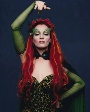 BATMAN ORIGINAL MOVIE PROP - UMA THURMAN POSION IVY RING - FORREST J ACKERMAN