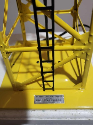 Torre proiettore MTH Railking calibro O 30-9025 giallo #395 nuovo con scatola funzionante - Foto 2 di 8