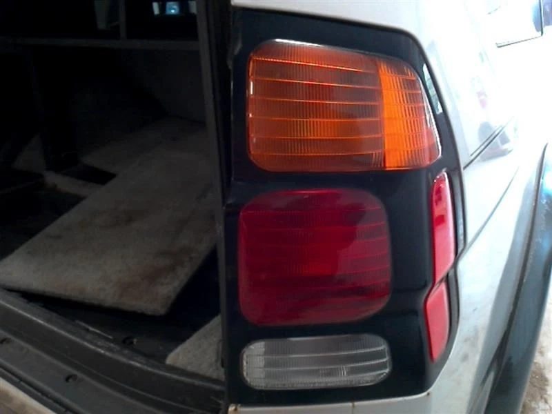 Velocímetro Cluster MPH cara blanca para 02-04 MONTERO SPORT 837373 Foto 2 de 4