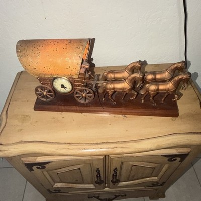 Western Americana Covered Wagon Horses Clock Lamp Handmade Decor