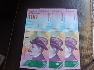 2018, Venezuela, (3)$100 Consecutive , Replacement, Uncirculate like you can see