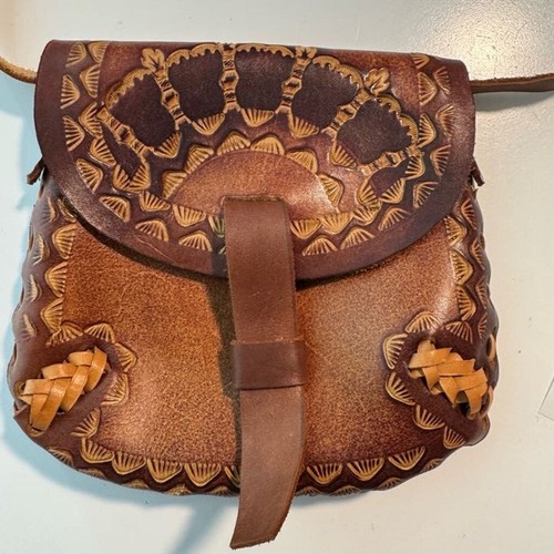 Chile Vintage 70s Brown Leather Saddle Western Hippie Tooled Crossbody Sling Bag - Picture 3 of 14