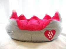American Girl Doll Pet Bed Royal Dreams Princess Crown Sparkle Pink Gray Plush