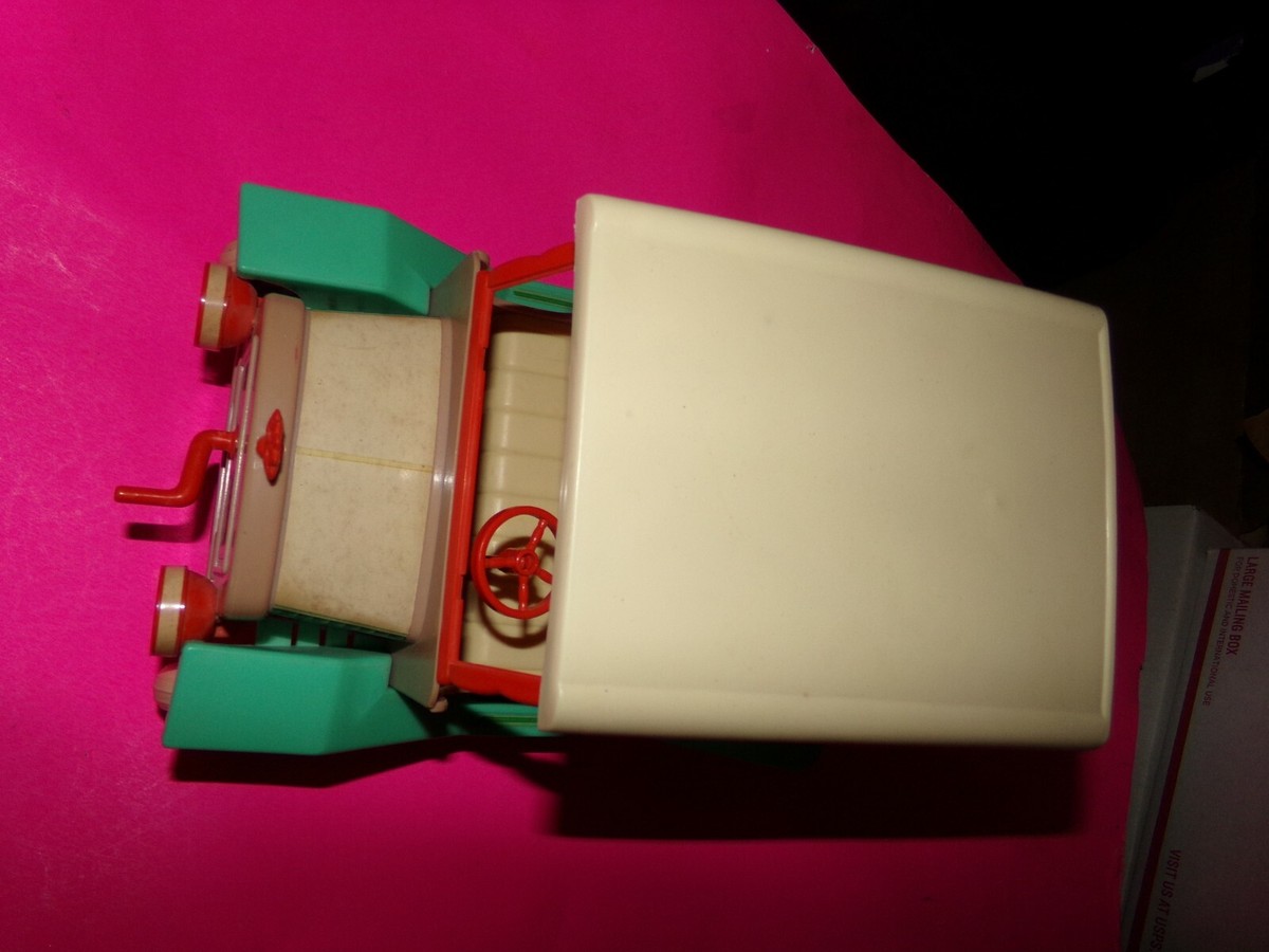 CABBAGE PATCH! KIDS, MUSICAL BUGGY MOVES AND PLAYS MUSIC | eBay display picture 1
