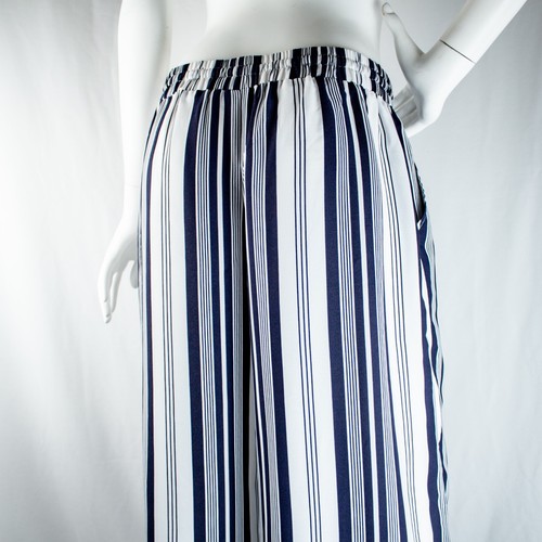 Tommy Bahama Damen Caprihose neu blau weiß gestreift Glockenboden Größe L - Bild 5 von 12