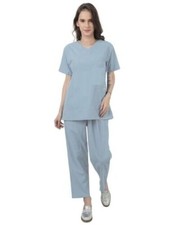 Womens Scrub Suit - Ideal for Doctors, Dentists and Healthcare Professionals.