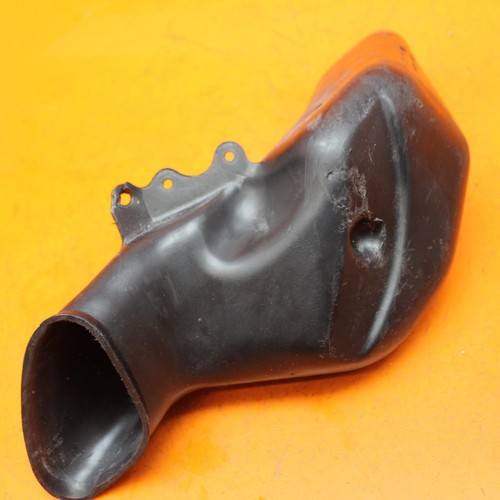 99-07 SUZUKI GSXR1300R BUSA OEM LEFT RAM AIR INTAKE DUCT TUBE 94431-24F02