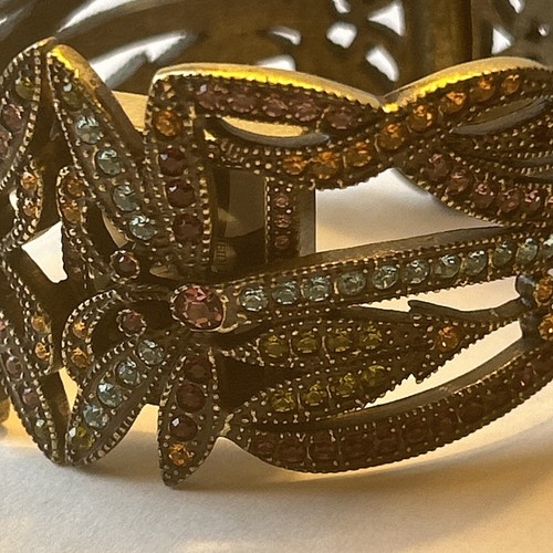Heidi Daus "Dancing Dragonfly" Crystal-Accented Hinged Bangle Bracelet watch - Afbeelding 4 van 9