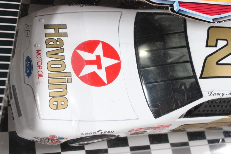 DAVEY ALLISON 1989 ERTL AMERICAN MUSCLE #28 TEXACO HAVOLINE FORD T-BIRD 1/18!! - Image 4 of 4