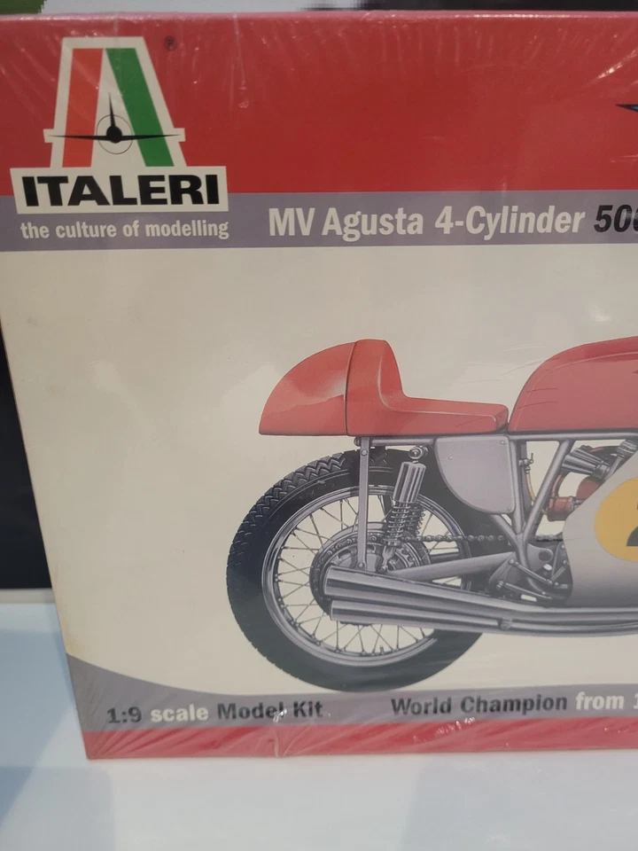 Italeri MV Agusta 4-Cylinder 500cc 1964 Model Kit 1:9 Scale #4630 M. Hailwood NE — 第 2/4 张图片