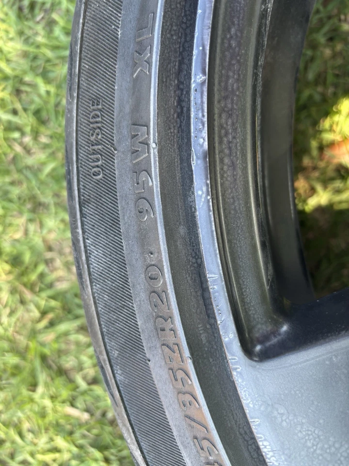 Juego de llantas GTR 2009 OEM Foto 4 de 4