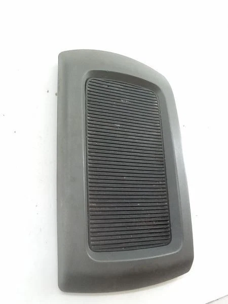 04-07 NISSAN ARMADA TITAN REAR CENTER CONSOLE ARM REST LID OEM USED  - Image 4 of 4