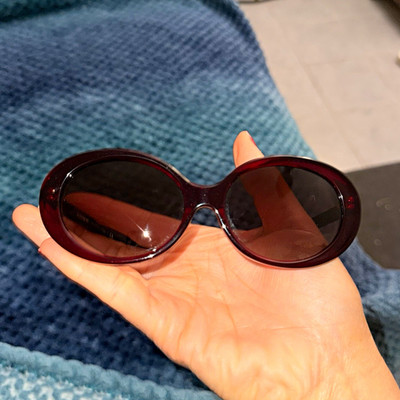 COACH HC 8270U Women s Oval Sunglasses Burgundy Frame Brown Tinted UV400