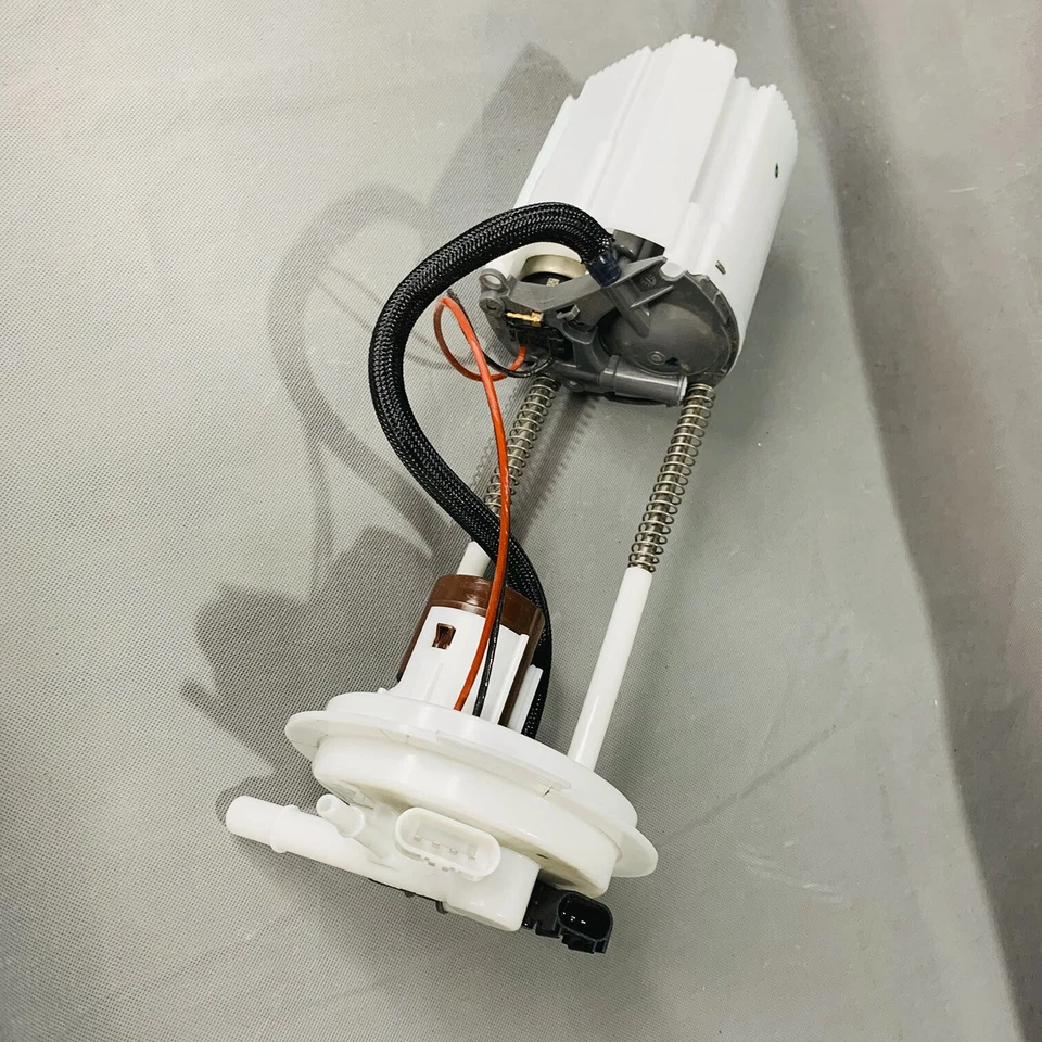 Bosch Fuel Pump Module Assembly 810248898 For 2009 Chevrolet Express 3500 6.6L - Image 2 of 4