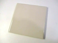 1 Wall Tile Florida USA FT 4-3/8" Sq 1980s Ceramic Gloss Parchment Beige Vintage