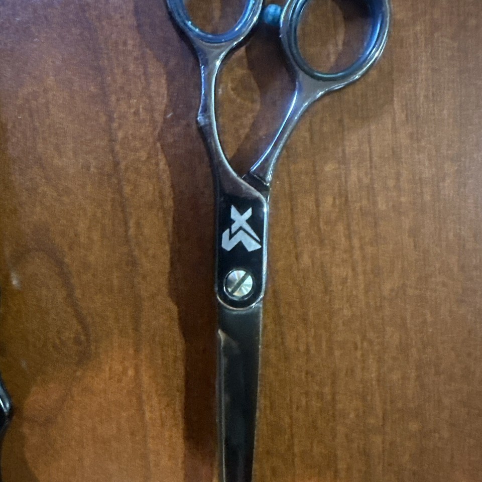 Cricket Shear Expressions, Hair Cutting Shears Scissors. Vavoom Feather