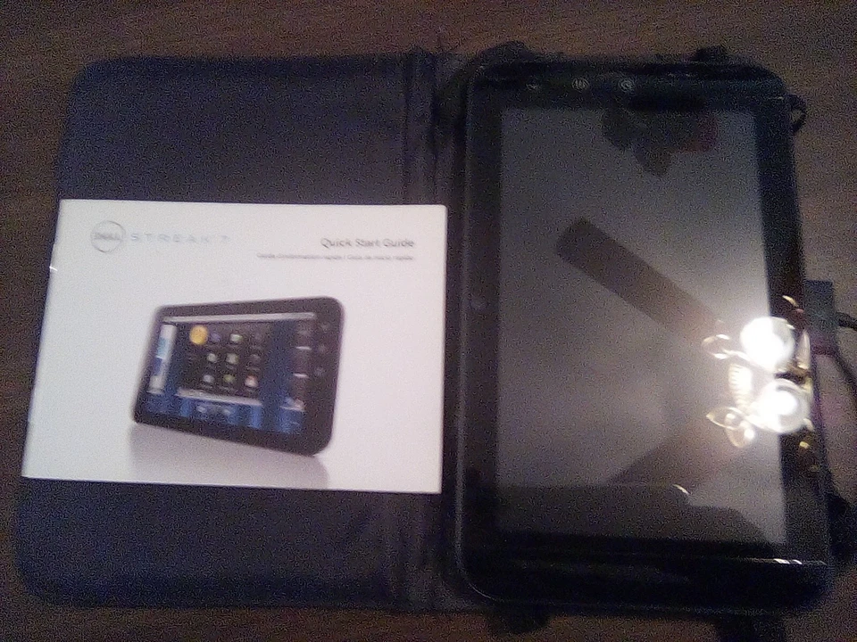 Dell Streak 7-7» Wi-Fi планшетов 16GB внутренней памяти OtterBox чехол - Изображение 2 из 2