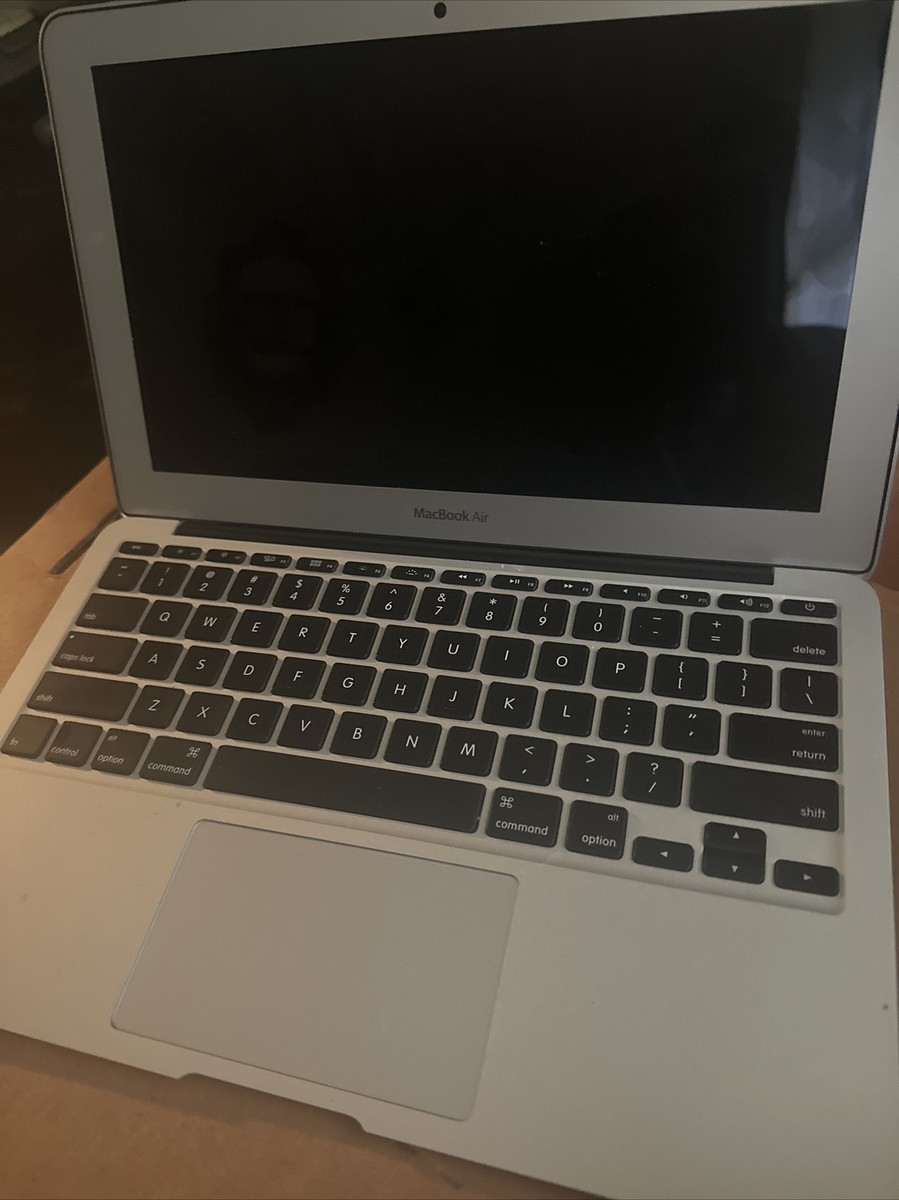 MacBook本体 APPLE MacBook Air MACBOOK AIR MD224J/A Amazon.com: Apple MacBook Air MD224LL/A 11.6-Inch Laptop