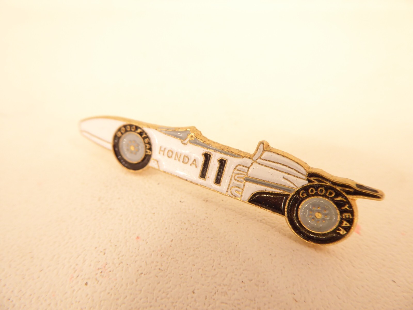 PINS MARLBORO FORMULE 1 à Phoenix. Ayrton Senna. 1991 EUR 3,99