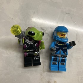 LEGO 7050 ALIEN CONQUEST: Alien Defender 100% Complete w/ Instructions