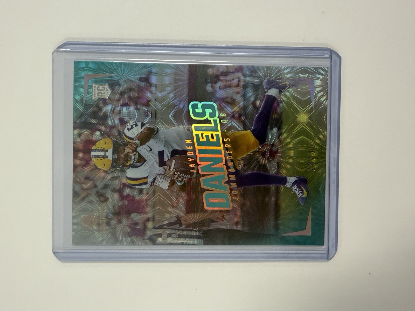 2024 Panini Luminance Rookies Jayden Daniels Teal /35 #102 (RC) Commanders