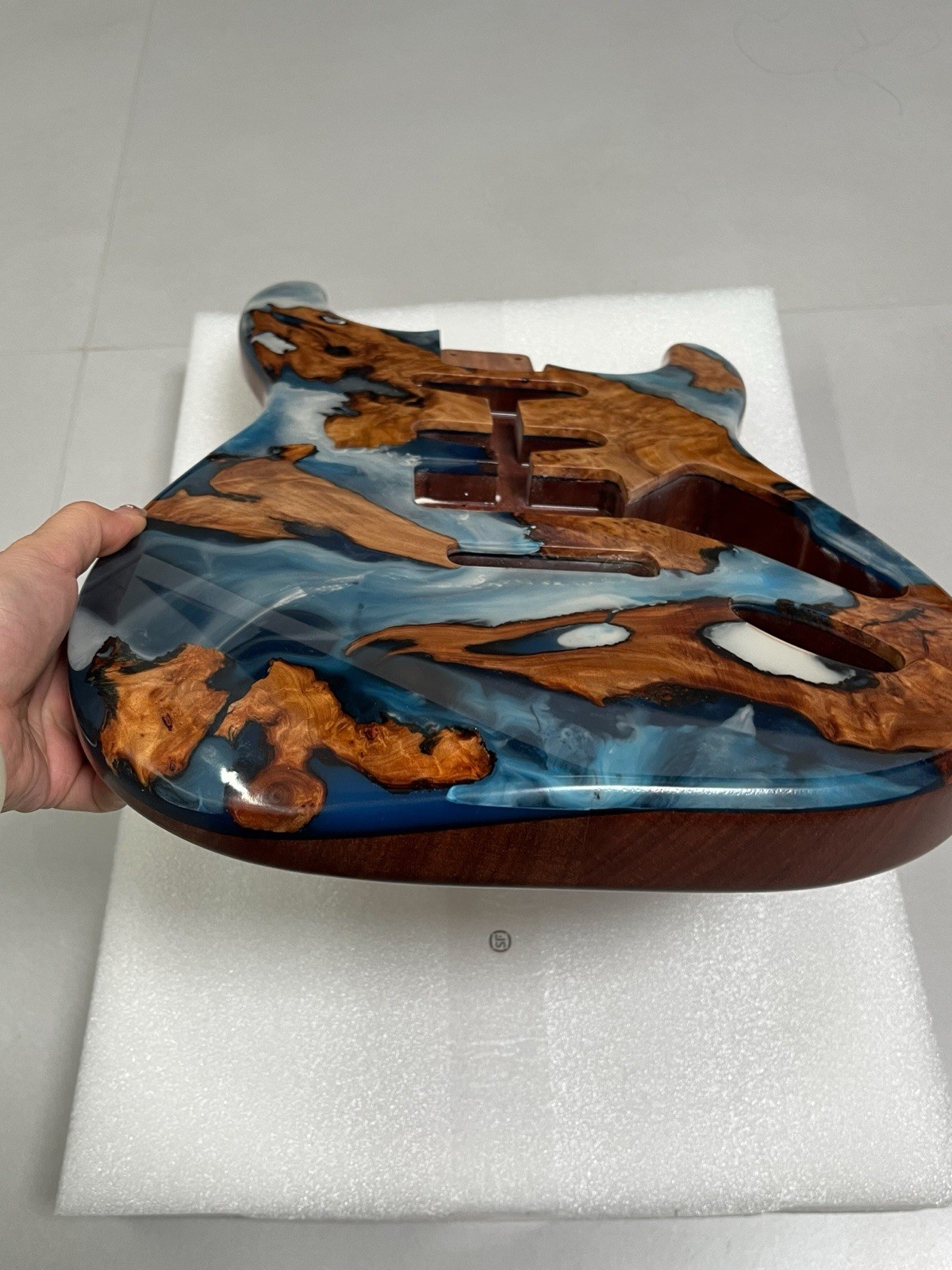 Corpo chitarra elettrica 5A SSH in mogano blu foto 6