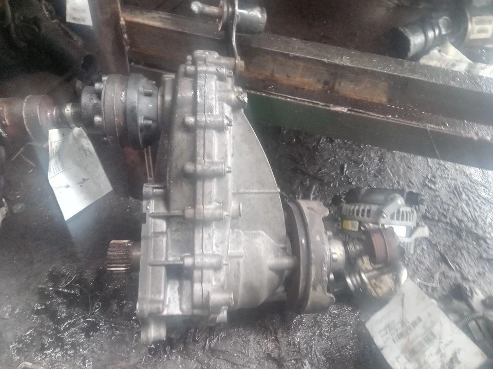 Transfer Case 3.6L 单速 适合 11-13 DURANGO 379818 — 第 3/4 张图片