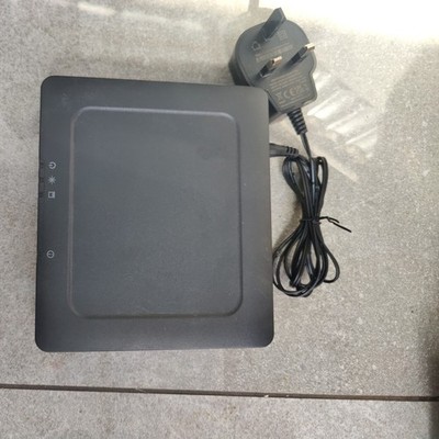 Adtran SDX 621i XGS-PON ONT Optisches Terminal mit Netzstecker