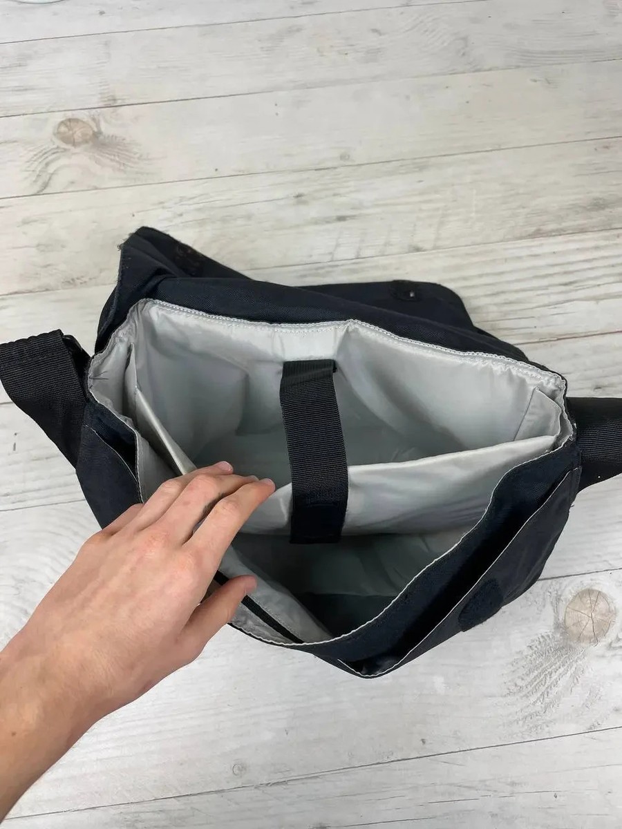 Vintage Nike Messenger Bag 00s Shoulders Y2K Black | eBay Vintage Nike Messenger Bag 00s Shoulders Y2K Black | eBay
