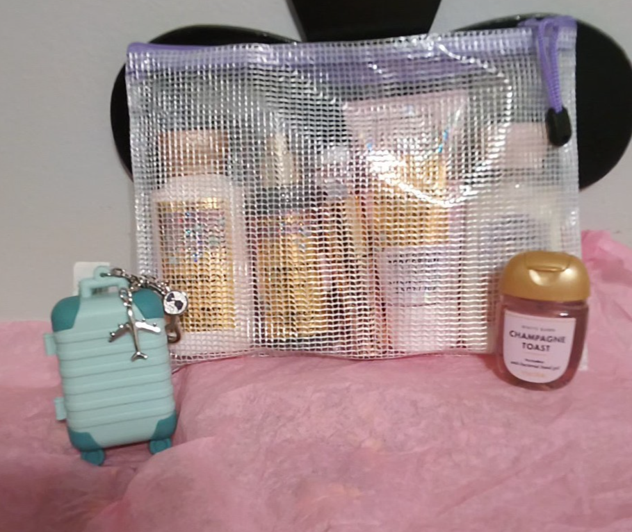 Bath & Body Works Champagne Toast 7 pc Mini/Travel set with
