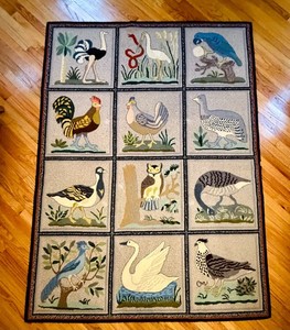 Gorgeous Rare Claire Murray Hand-Hooked Rug – Twelve Birds Design 6.5' x 5'