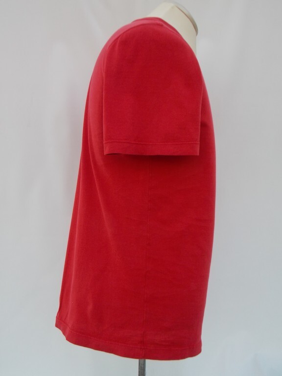 Louis Vuitton Paris Men's Red T-Shirt Medium Authentic