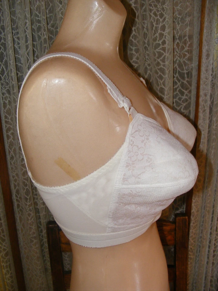 SUJETADOR 34D AÑOS 80 BESTFORM P6064 ETERNA JUVENTUD ENCAJE TAZA DEADSTOCK LENCERÍA VINTAGE Foto 4 de 4