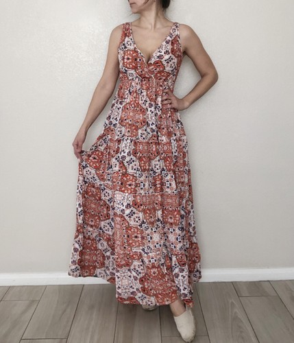 chelsea and violet maxi dress