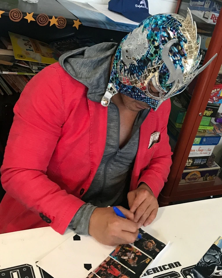 Tarjeta de leyenda BBM firmada por Ultimo Dragon 2011 certificado de autenticidad nuevo Japón WWE gema como nueva 10 automática Foto 3 de 4