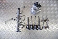 BMW SERIE 5 G30 2018 2.0D SISTEMA DE INYECCIÓN DE COMBUSTIBLE 8514148 8511626 0445010768