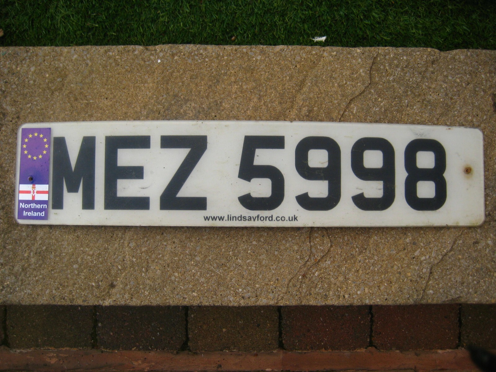 NORTHERN IRELAND BELFAST GRAPHIC COUNTRY FLAG # MEZ 5998 FRONT LICENCE PLATE