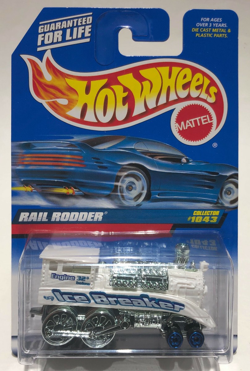 HOT WHEELS RAIL RODDER Ice Breaker #1043 White w/ Chrome Engine