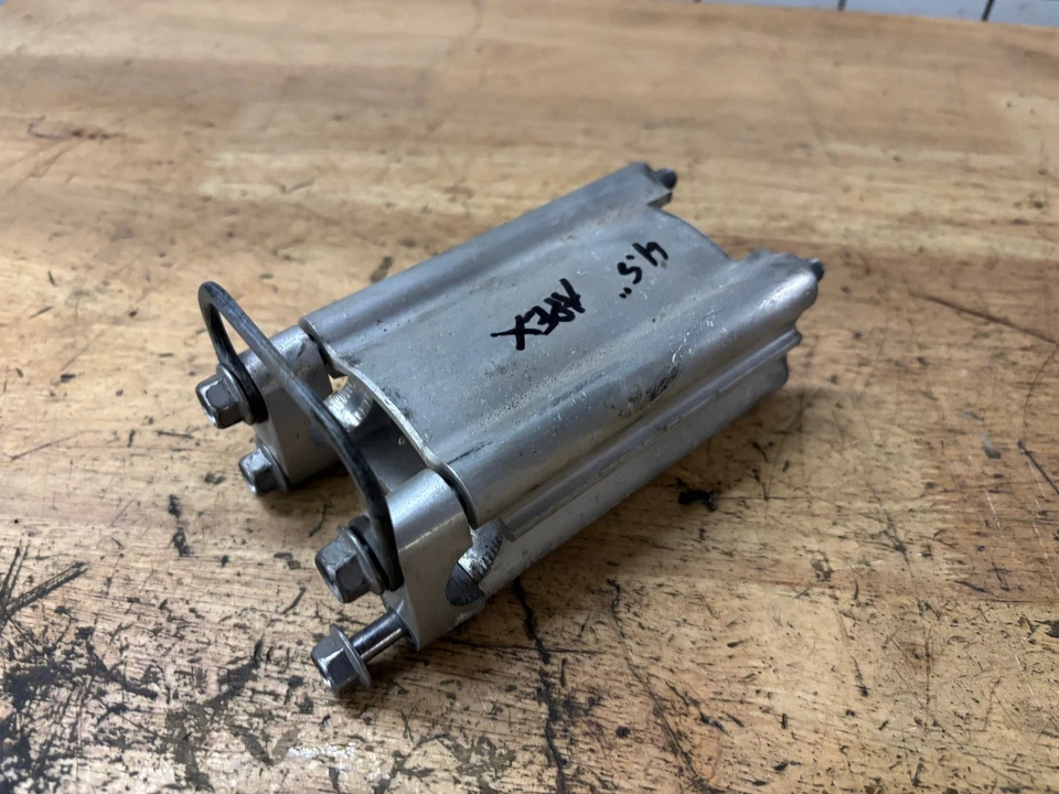 Yamaha RS Vector GT Apex Attak RX1 07 07 08 09 10 -18 4.5" Handlebar Bar Riser - Image 2 of 3