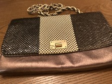 Borsa donna sopra la tracolla,