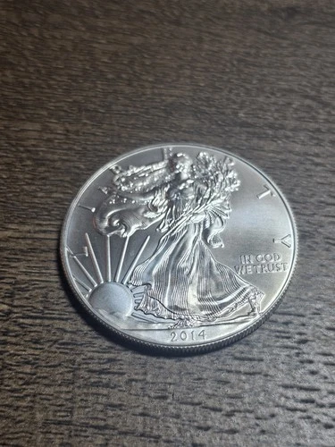2014 WALKING LIBERTY SILVER DOLLAR Uncirculated (4)