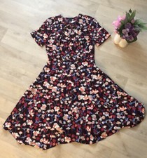 Tommy Hilfiger Women’s Brookshire Dress Maroon Floral Pattern Size 2 NWT