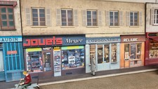 7 Commerces Urbains 1/43°, Droguerie, Papeterie, Jouets, etc . Kit Papier