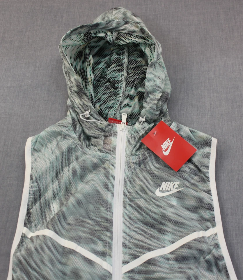NIKE Womens Gray & White LIGHT TECH HOODED FULL ZIPPER RUNNING VEST NWT M $150 - Image 2 of 3