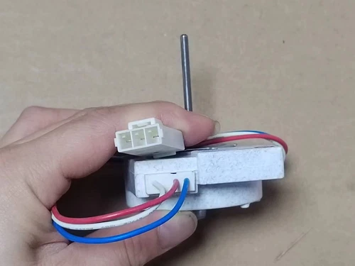 For Panasonic Refrigerator Fan Motor FDQA28FW1 DC12V 3.6W free Shipping - Picture 2 of 4