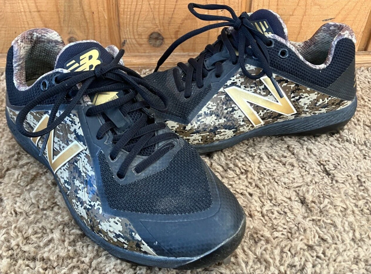 New balance sales camo baseball cleats